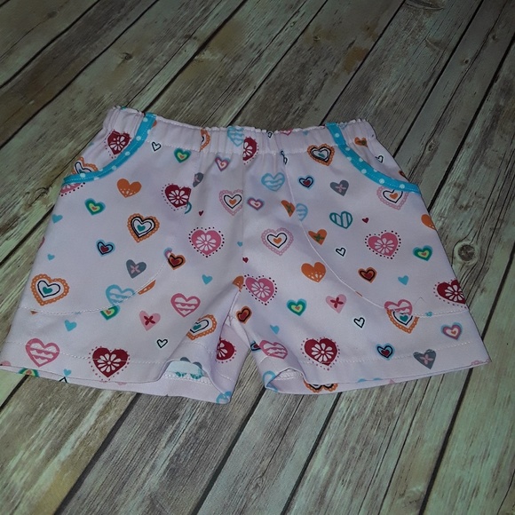 Girls Shorts  sz. 2,4,6 - Picture 2 of 3
